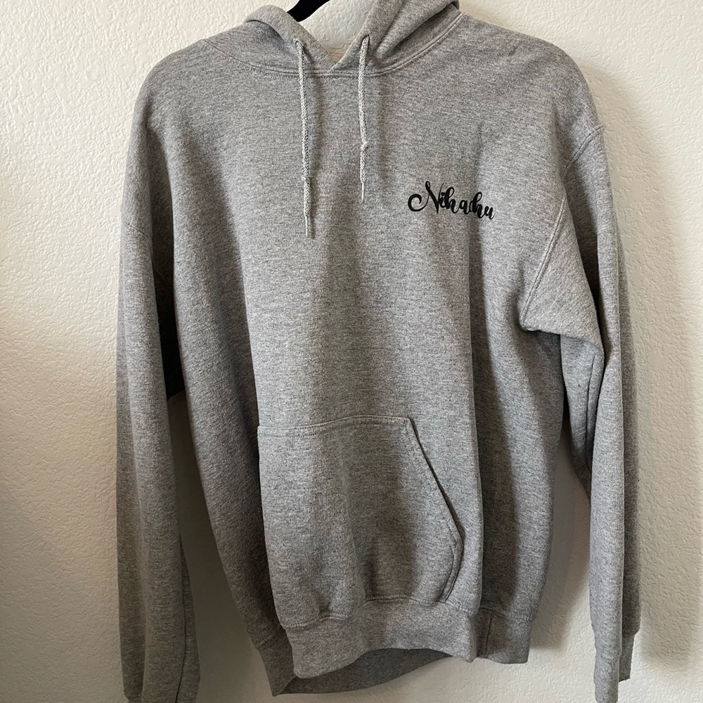Gildan Gray Hoodie with Artsy Detail - Niachu